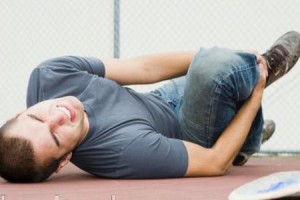 Con-dau-dang-so-luc-nua-dem-mang-ten-chuot-rut-1