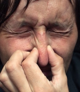 1-how-to-calm-your-fast-heartbeat-at-home-it-only-takes-one-minute-133816444